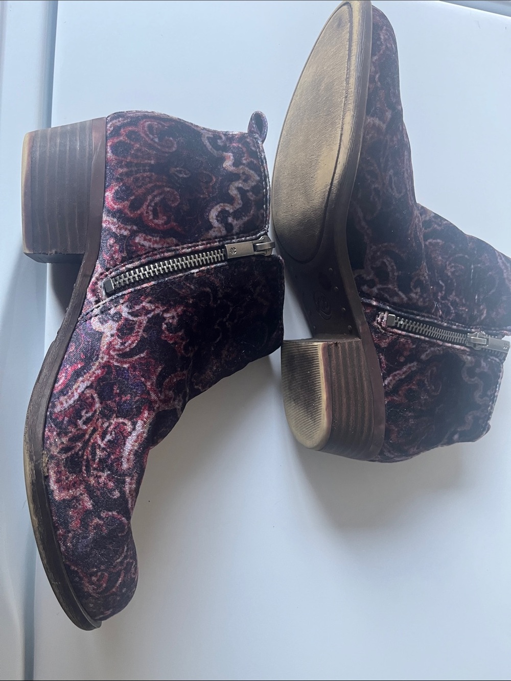 Lucky Brand Velvet Paisley Ankle Boots in purple mixed paisley - Picture 2 of 6
